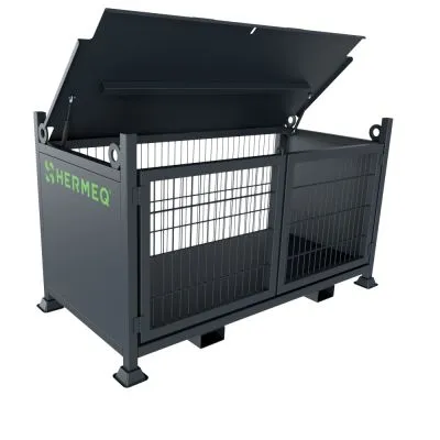 Forklift & Crane Lifting Crate Forklift & Crane Lifting Crate